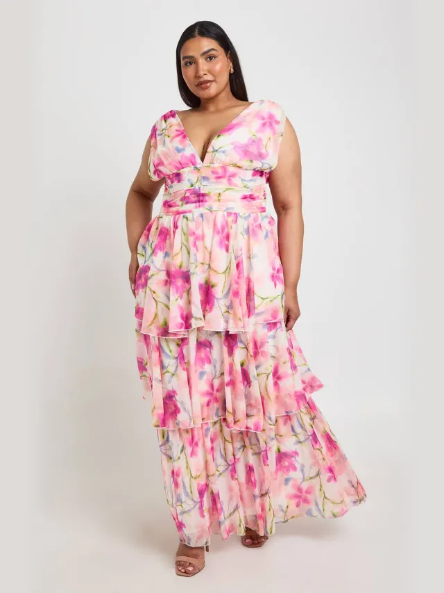 boohoo Dames Plus Chiffon Maxi Jurk Met Gelaagde Bloemenprint En Diepe V-hals Roze