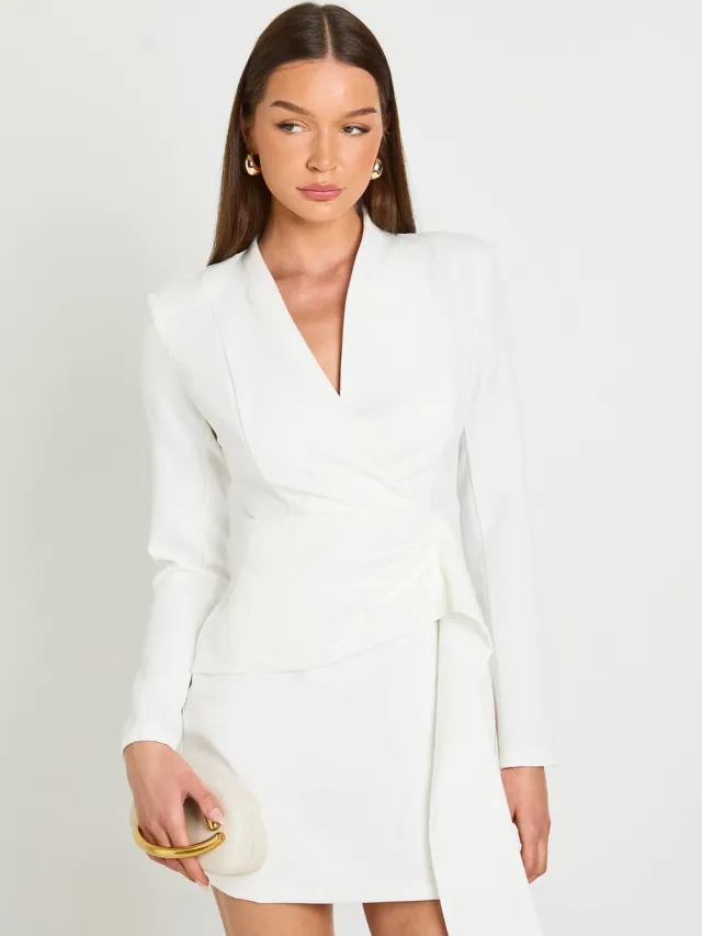 boohoo Dames Kraagloze Blazerjurk Met Drapeerdetail Ivoor