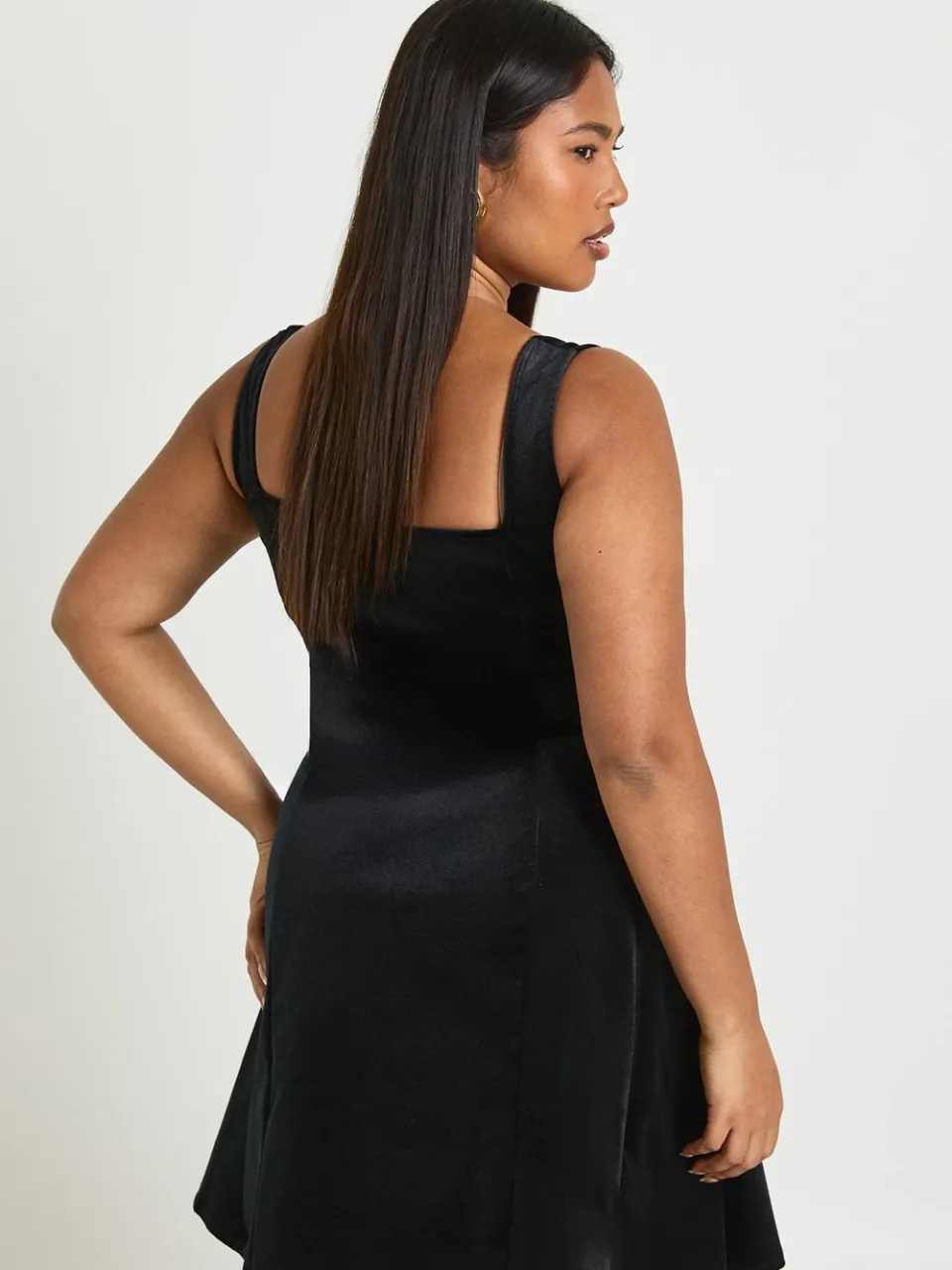 boohoo Dames Plus Fluwelen Vierkante Hals Skater Jurk zwart, foto 3