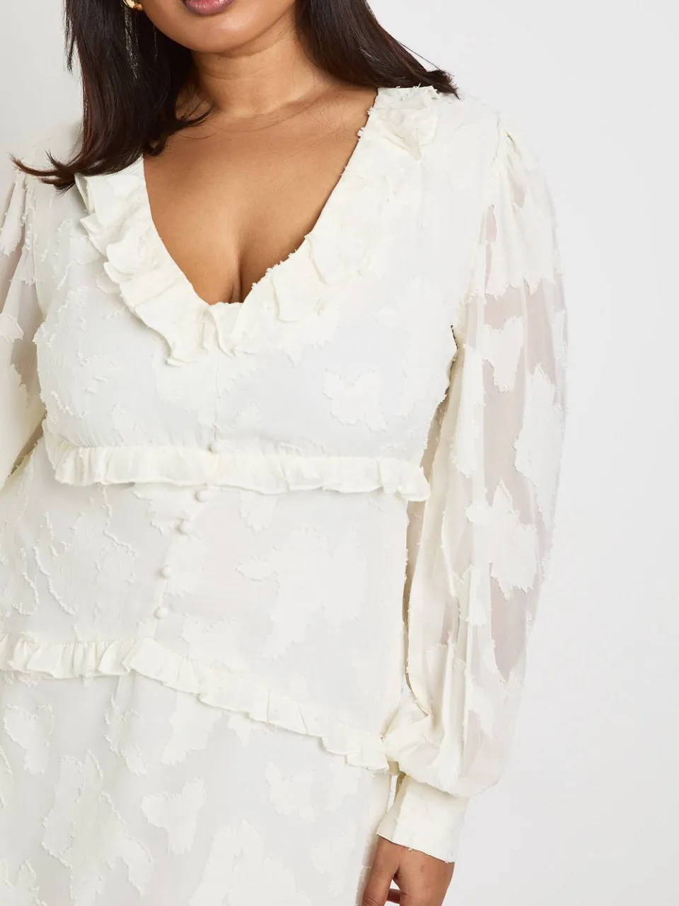 boohoo Dames Plus Burnout Chiffon Ruffle Smock Jurk ivoor, foto 4