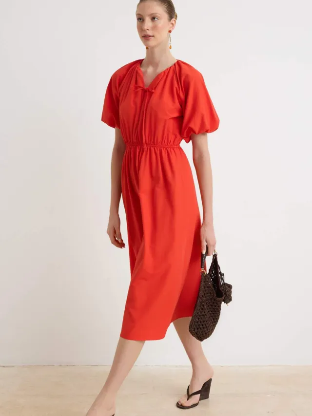Trendyol TRENDYOLMİLLA Dames Rood Effen Midi Kort Skater Jurken