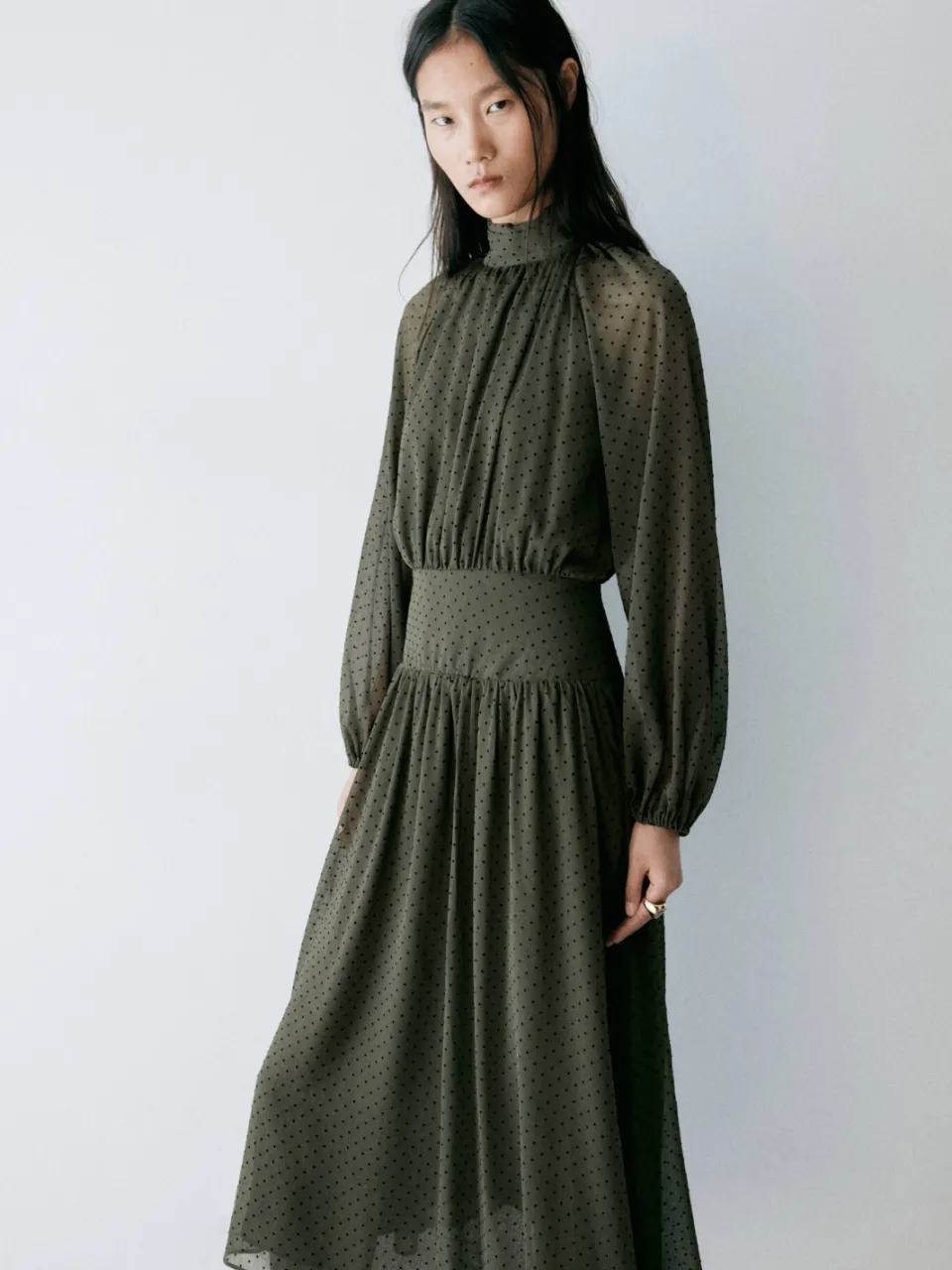 Mango maxi jurk met stippen - kaki, foto 4