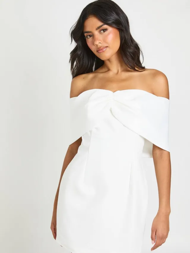 boohoo Dames Bardot Mini Jurk Met Satijnen Strikdetail Ivoor