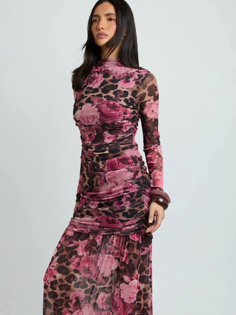 boohoo Dames Luipaard Bloemen Gestippelde Geplooid Lijfje Maxi Jurk luipaardprint, foto 3