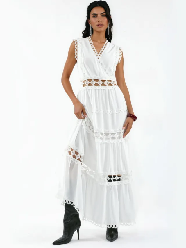 MSN Collection Mouwloze Kant V-Hals Maxi Jurk Wit