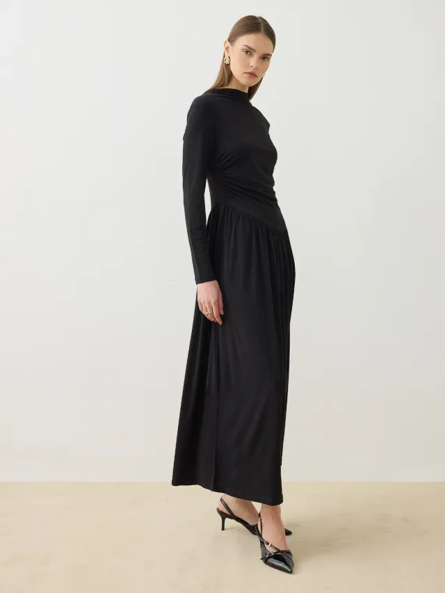 Refka Modest Dress Refka Zwart