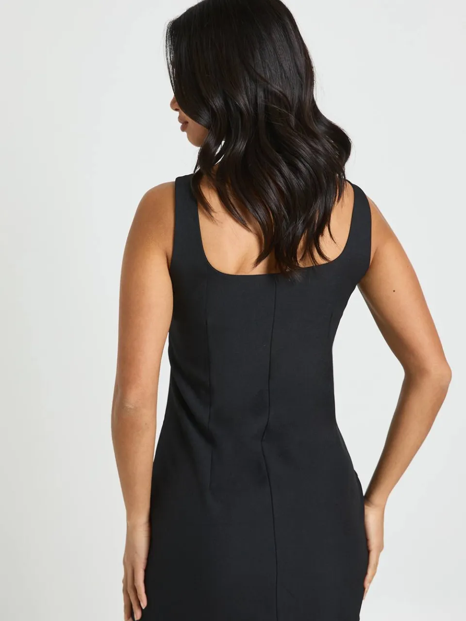 boohoo Dames Petite Getailleerde Vierkante Hals Mini Jurk zwart, foto 3