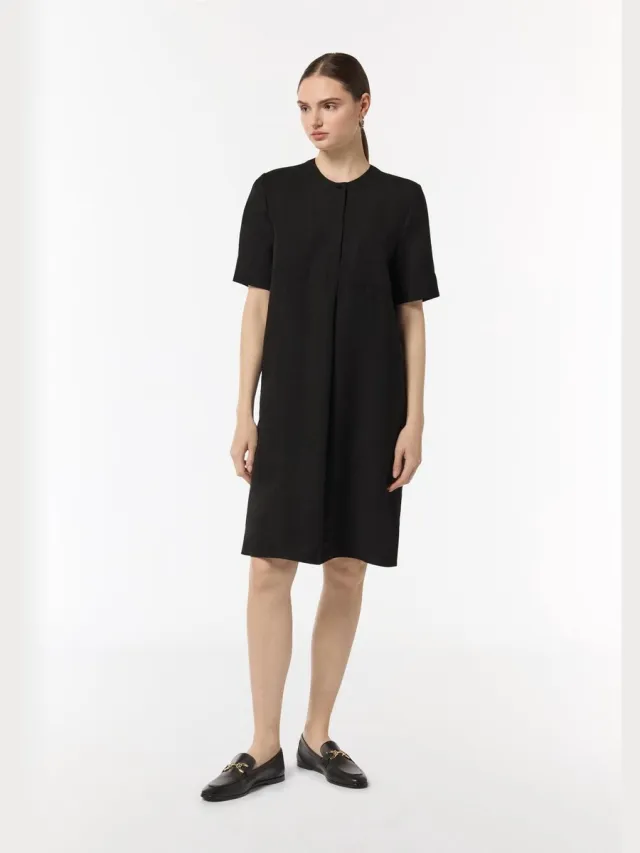 Comma female - T-shirt jurk met opstaande kraag zwart