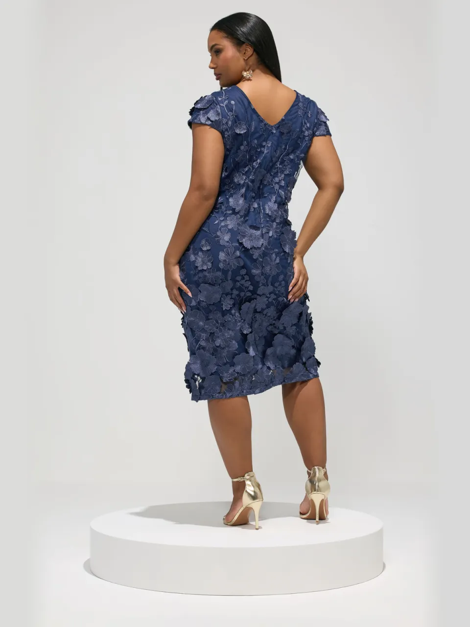 Yours London Marineblauwe Rechte Jurk Met 3D Geborduurde Bloemen, foto 4