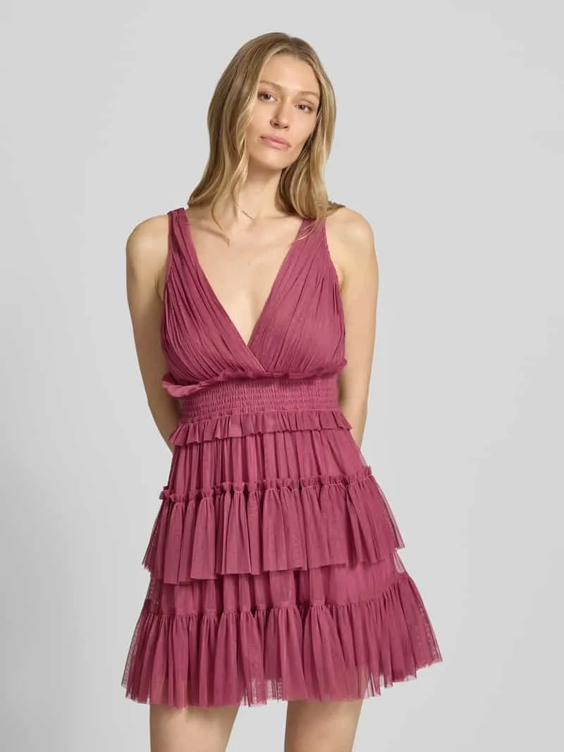 Lace & Beads Cocktailjurk in laagjeslook met V-hals Felroze
