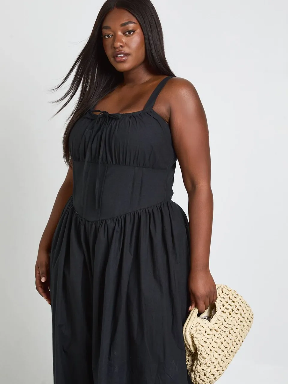boohoo Dames Plus Jurk Met Lijfdetail En Strikje Vooraan In Maxi Skater Stijl zwart, foto 4