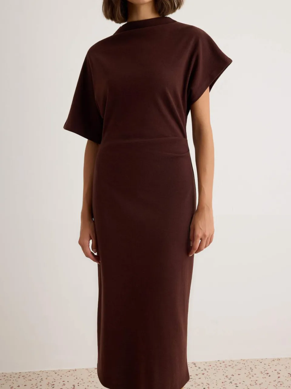 Trendyol TRENDYOLMİLLA Dames Bruin Effen Midi Kort Bodycon Jurken