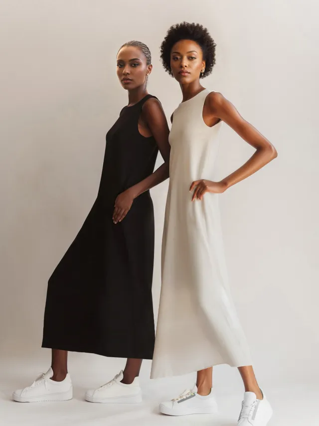 Trendyol Modest Dames Zwart Effen Maxi Mouwloos Casual Recht Modest Jurken
