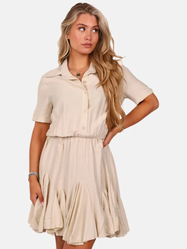 Getdrezzed Blouse - Maat: S - Blousejurk met ruches beige