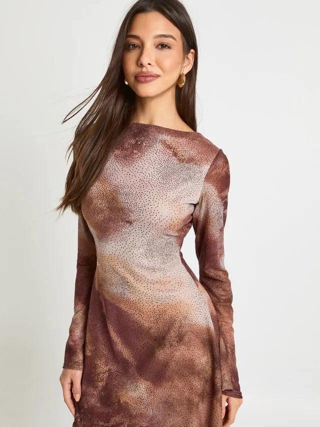 boohoo Dames Bedrukte glitterpailletten mini-jurk met slash-hals en uitlopende mouwen oranje, foto 3