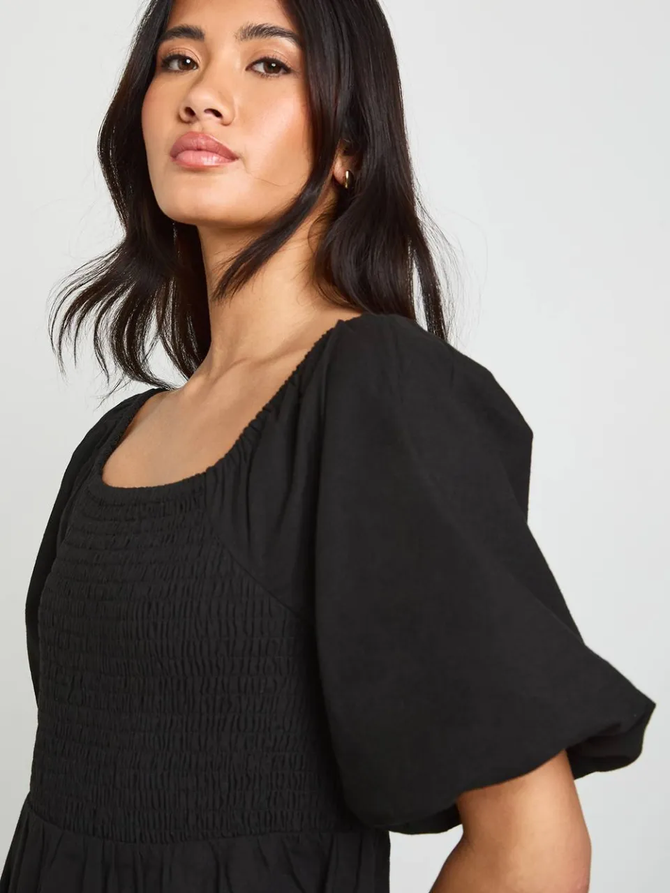 boohoo Dames Linnen-look Jurk Met Volumineuze Mouwen En Gelaagde Midaxi Lengte zwart, foto 4