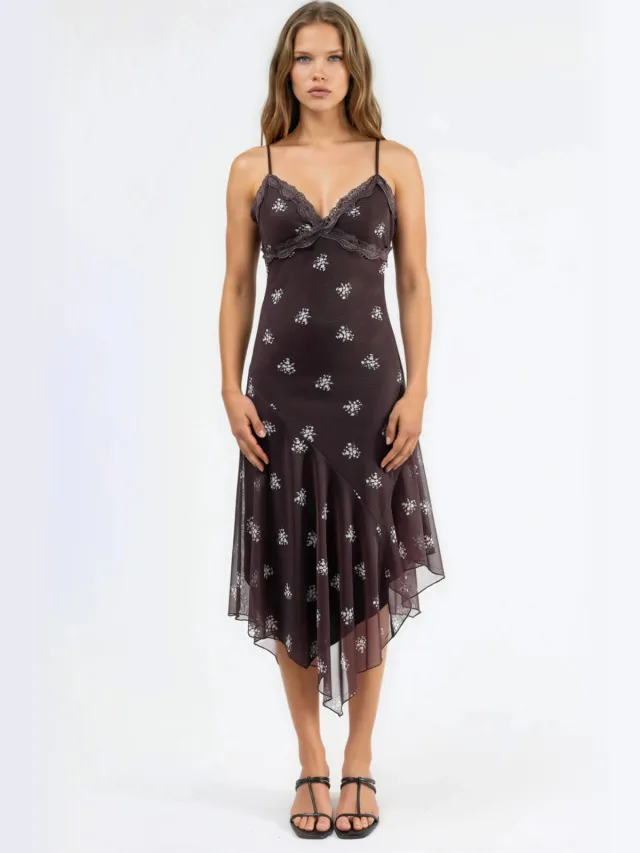 Hiccup V-hals Gedrukt Bodycon Maxi Jurk met Kantdetail Bruin
