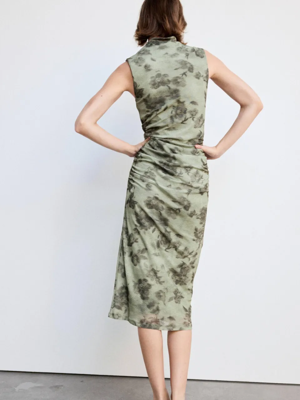 Mango gebloemde bodycon midi jurk - groen, foto 3