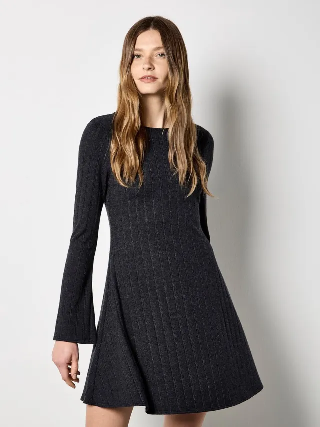 Apricot Mini-jurk van jersey met pointelle-patroon Zwart