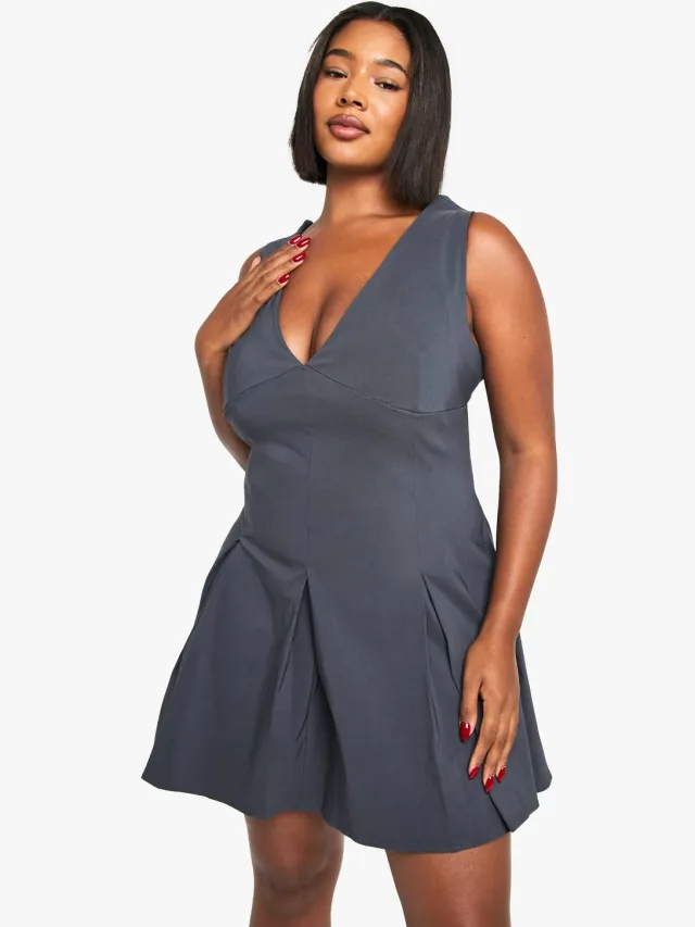 boohoo Dames Plus Bengaline Diepe V-hals Geplooide Rok Mini-jurk Houtskool