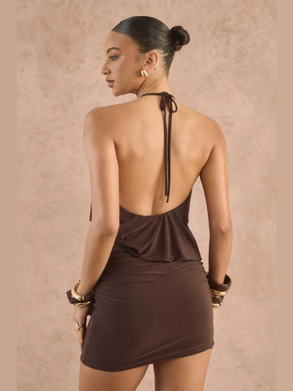 boohoo Dames Halternek Gerimpelde Gedrapeerde Mini Jurk chocoladebruin, foto 3
