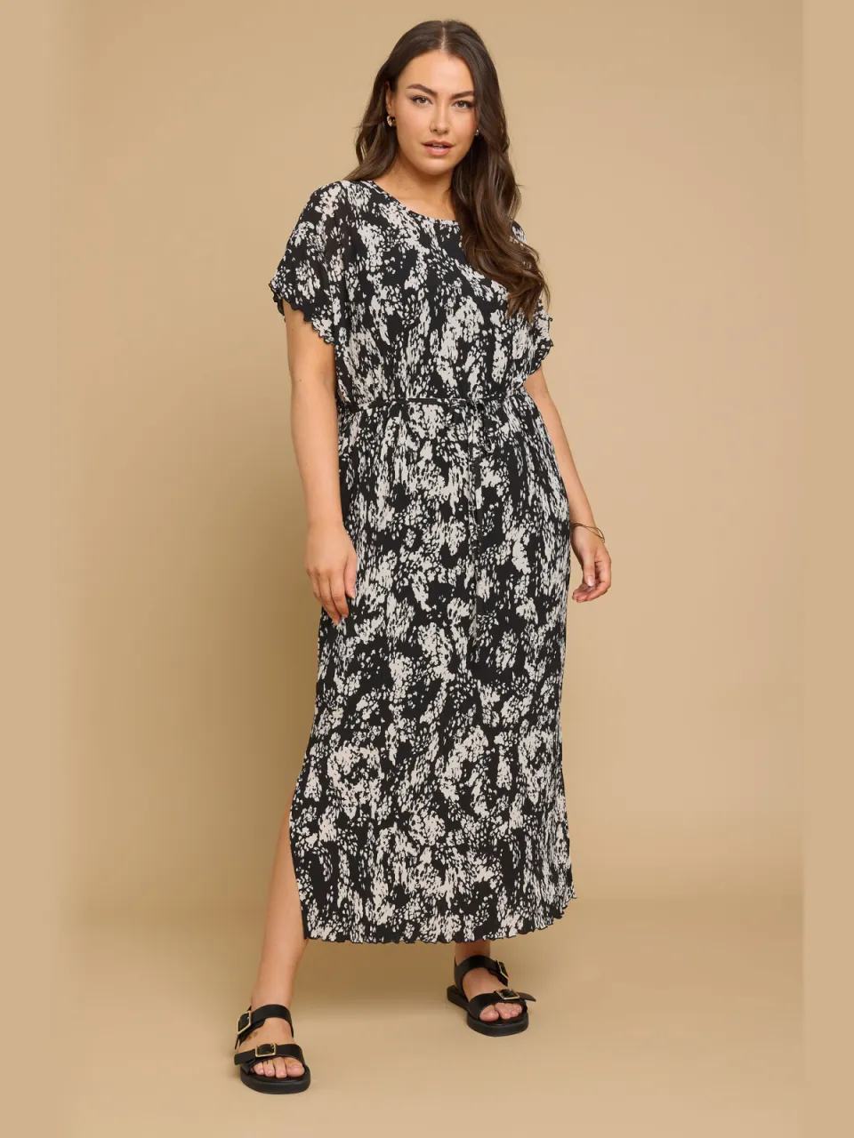 Yours Maxi Jurk Van Plissé Met Abstracte Print In Zwart-52 Black