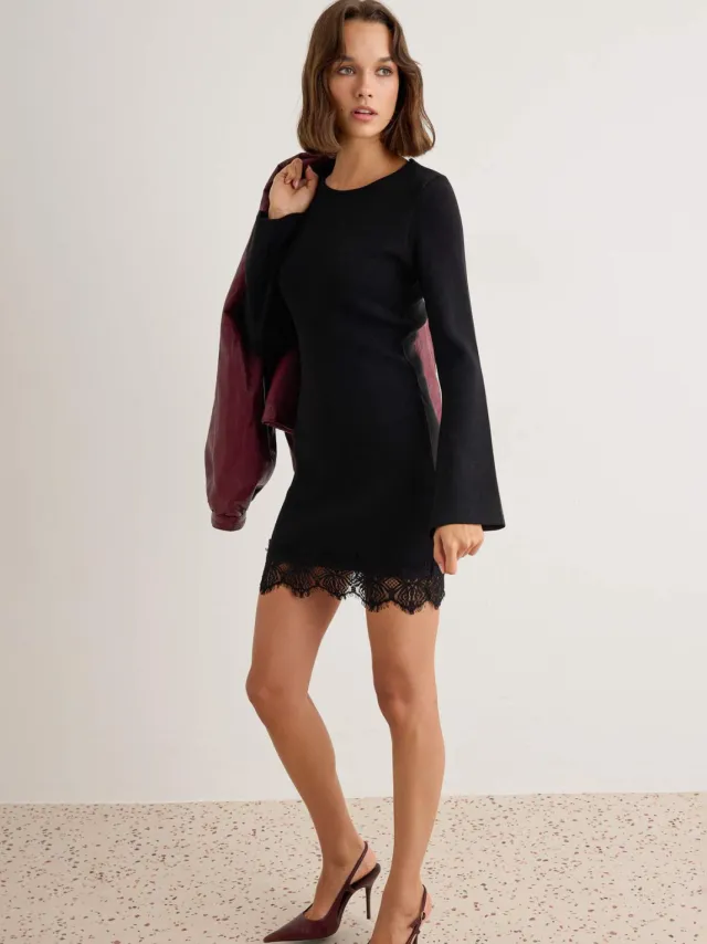 Trendyol TRENDYOLMİLLA Dames Zwart Effen Kort / Mini Lang Casual Bodycon Jurken