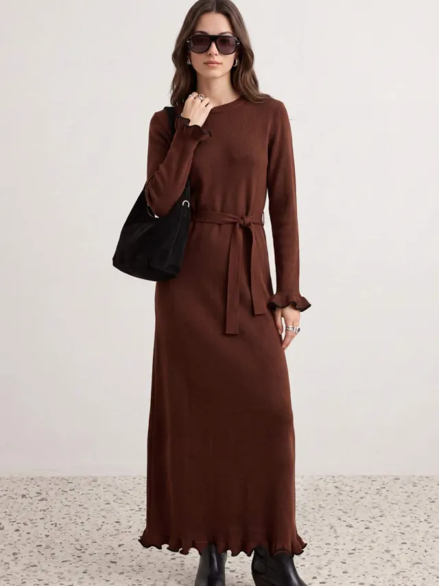 Trendyol Modest Dames Bruin Effen Maxi Lang Shift-model Modest Jurken