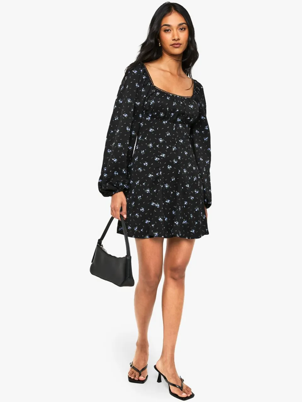 boohoo Dames Bloemige melkmeid-godetzoom lange mouw mini-jurk zwart, foto 3