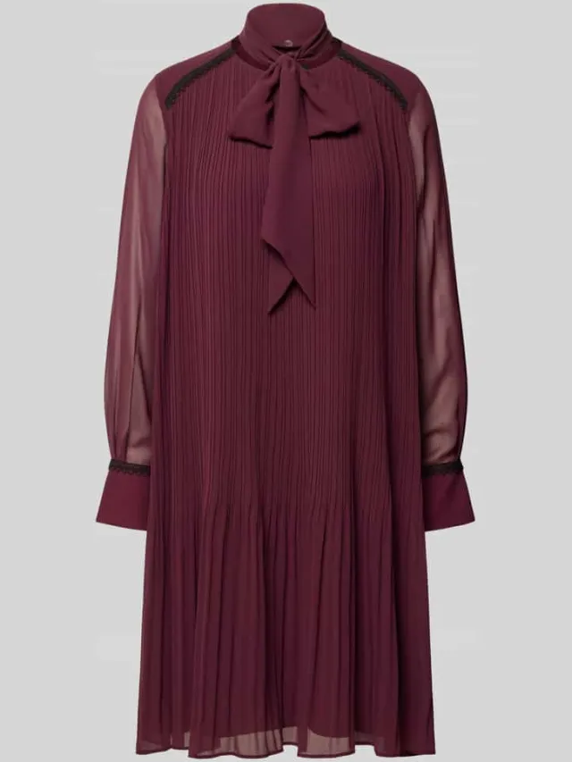Marc Cain Knie-lange jurk met strikceintuur bordeaux, foto 2