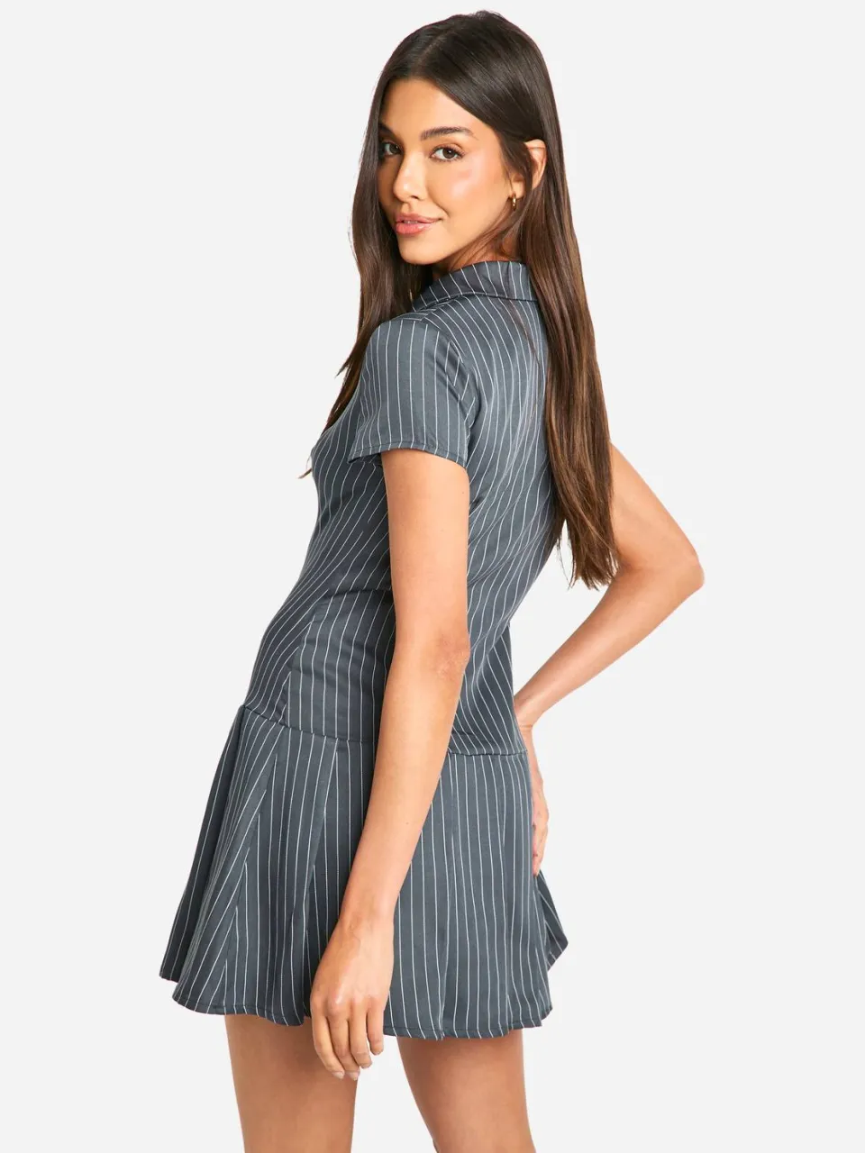boohoo Dames Zip Box Plisse Mini Jurk middengrijs, foto 2