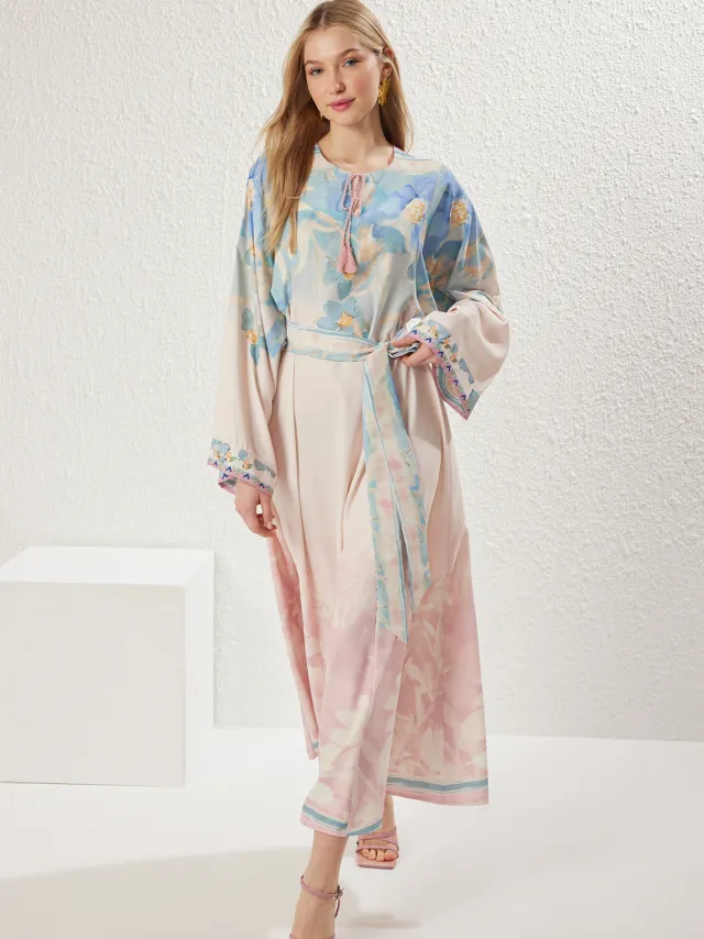 Trendyol Modest Dames Roze Bloemen Maxi Lang Casual A-lijn Modest Jurken
