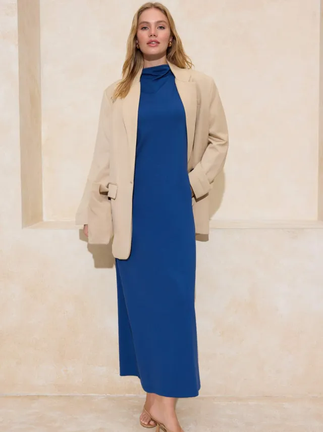 Trendyol Modest Dames Donkerblauw Effen Maxi Mouwloos Casual Recht Modest Jurken Marineblauw/Blauw