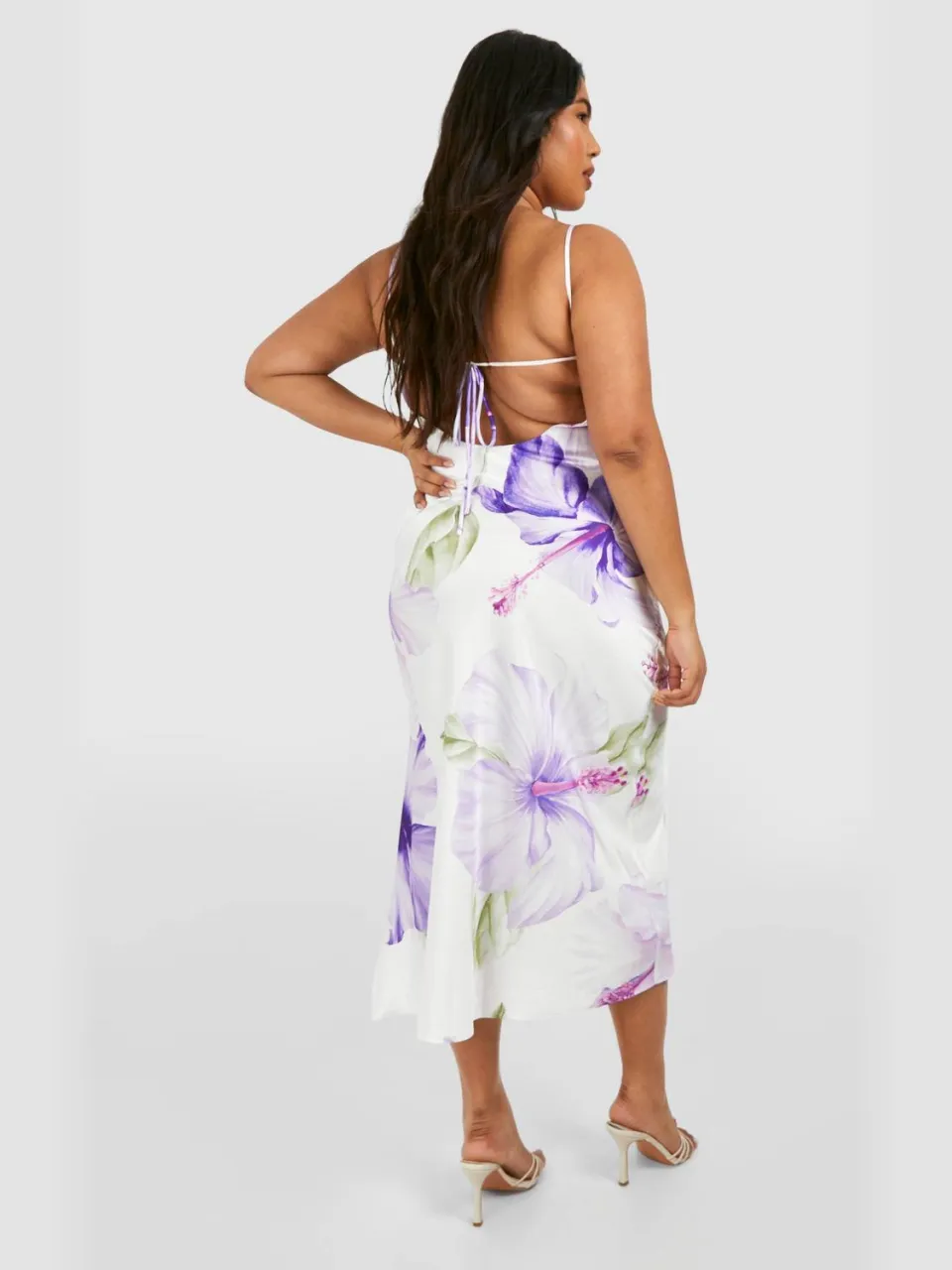 boohoo Dames Plus bedrukte midi slip jurk violet, foto 2