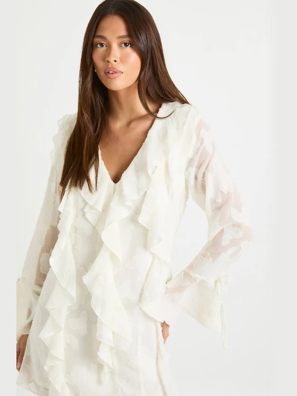 boohoo Dames Burnout Bloemige Ruche Shiftjurk crème, foto 4