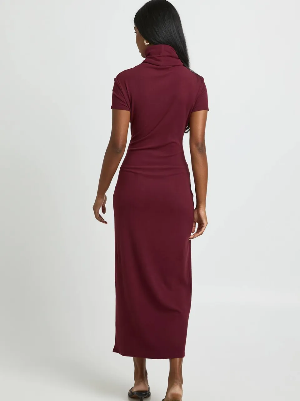 boohoo Dames Lange Basic Superzachte Coltrui Midi-jurk Met Korte Mouwen bordeaux rood, foto 3