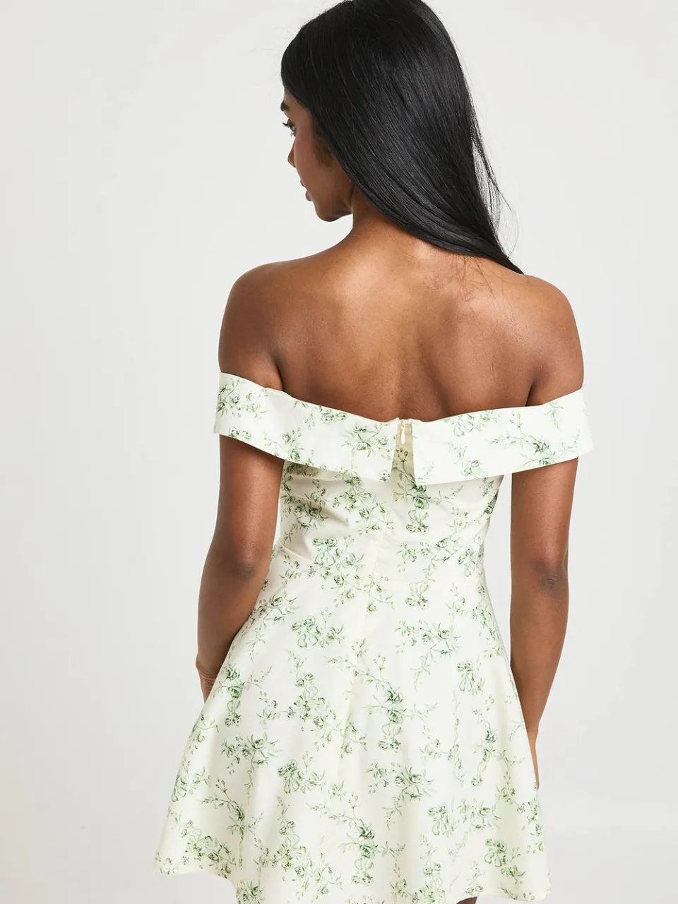boohoo Dames Floral Print Bardot Skater Mini Dress groente, foto 2
