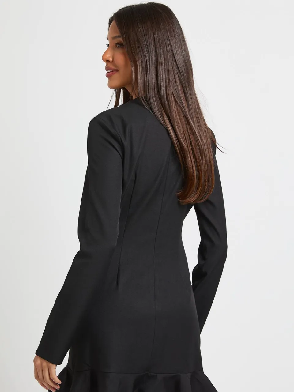 boohoo Dames Geplooid Mini-jurkje Met Ruchemouwen zwart, foto 3