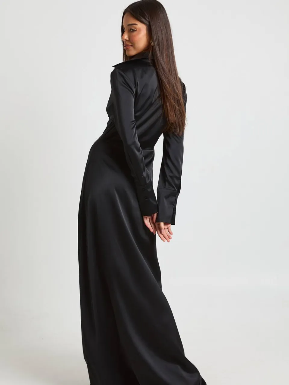 boohoo Dames Satijnen Drape Taille Lange Mouw Maxi Blousejurk zwart, foto 2