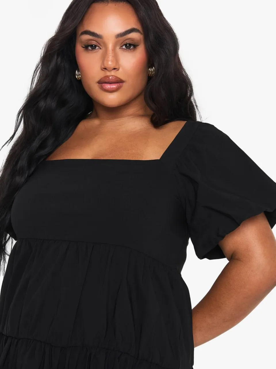 boohoo Dames Plus Extreme pofmouwen gelaagde smockjurk zwart, foto 3