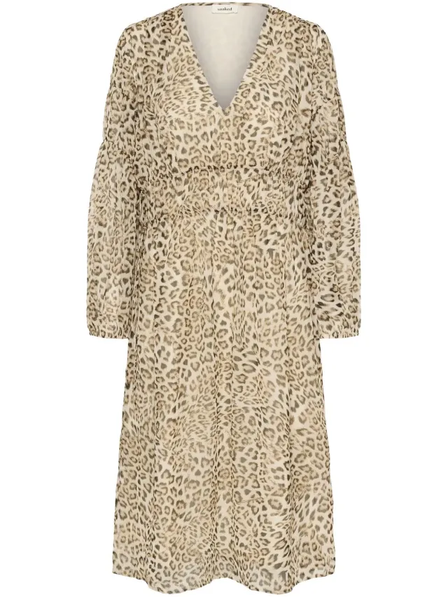 SOAKED IN LUXURY Damesjurk Soaked in Luxury Anaya Midi luipaardprint