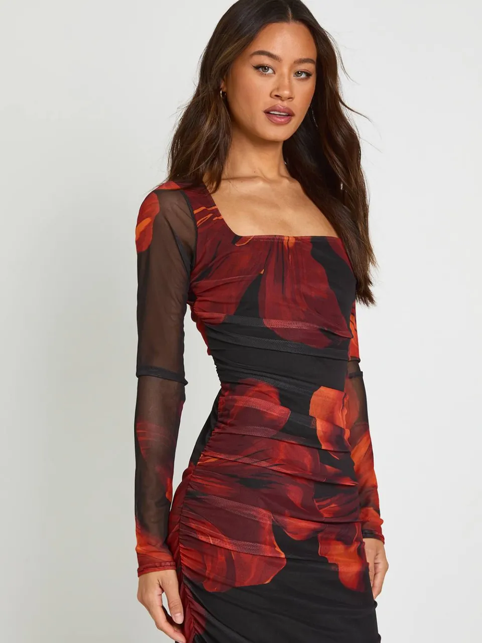 boohoo Dames Lange Bloemen Mesh Jurk Met Vierkante Hals En Plooien Midi zwart, foto 3