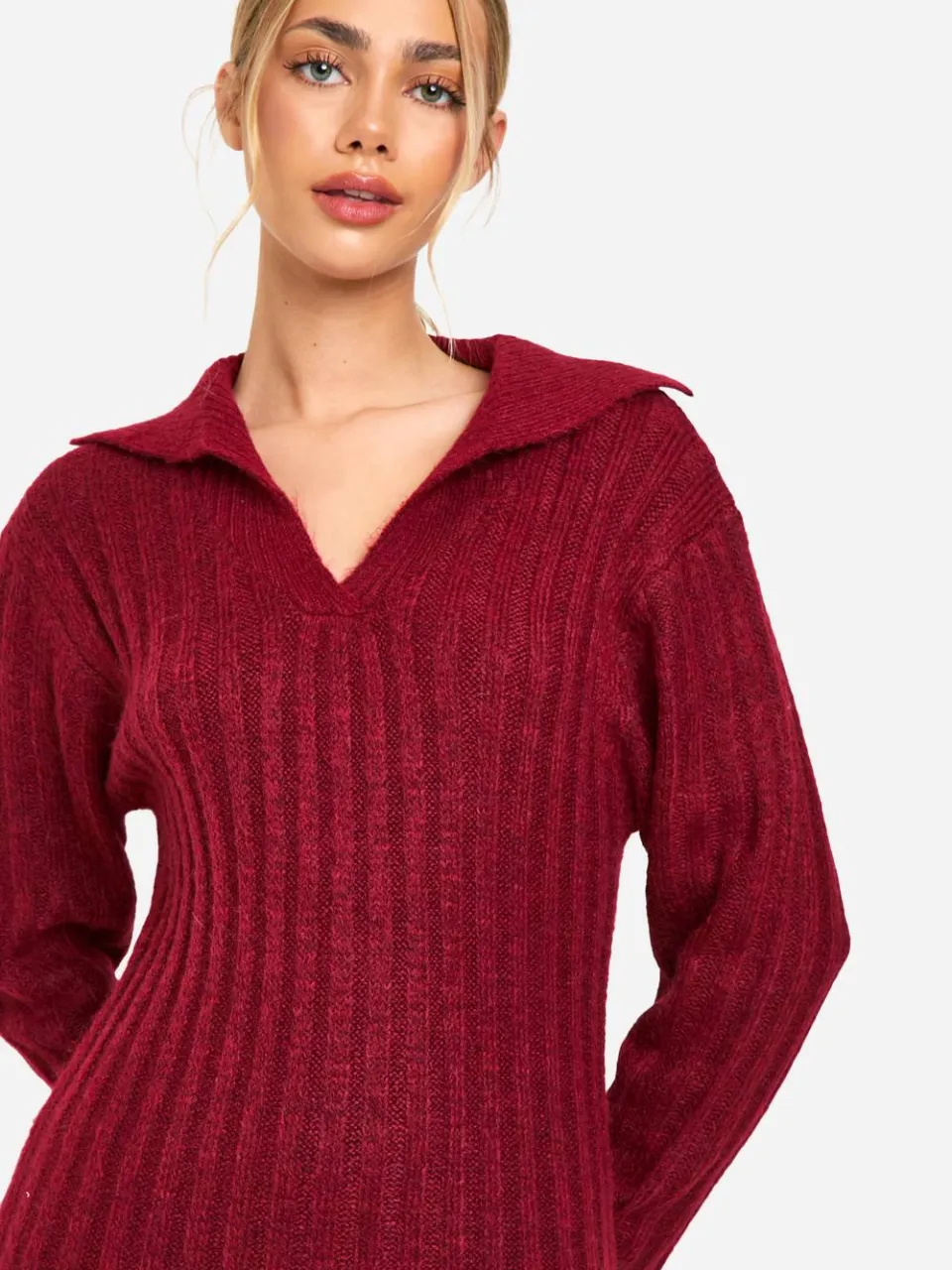 boohoo Dames Soft Knit Thick Rib Collar Detail Midaxi Dress bessen, foto 2