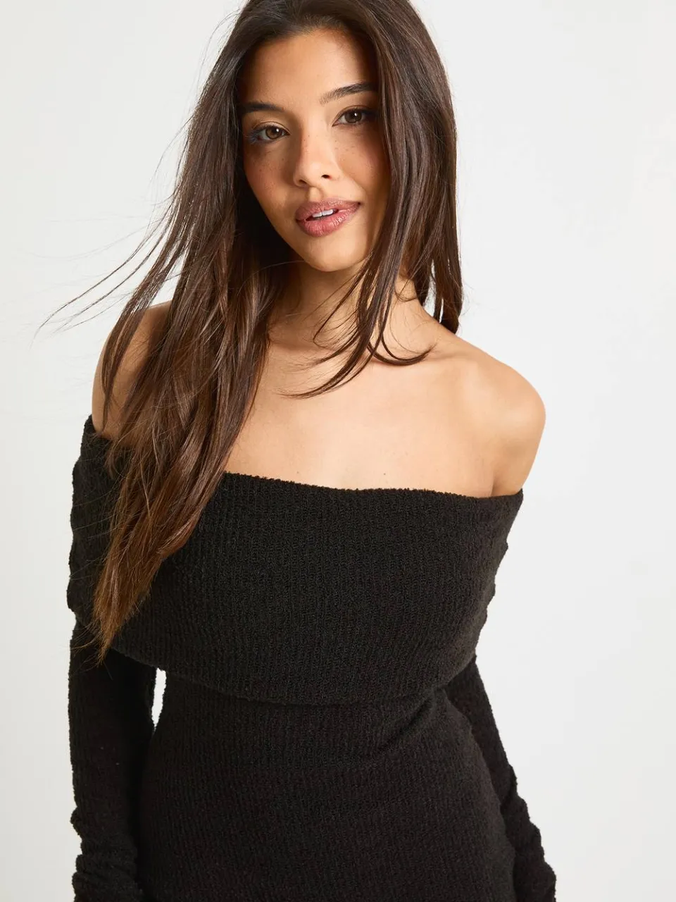 boohoo Dames Getextureerde Diepe Bardot Minijurk zwart, foto 4