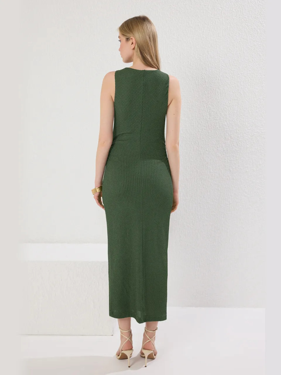 Trendyol TRENDYOLMİLLA Dames Kaki Effen Midi Mouwloos Casual Bodycon Jurken, foto 2