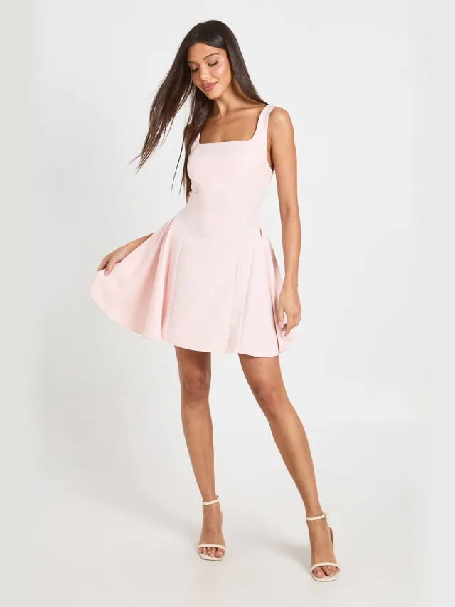 boohoo Dames Mini-jurk Met Vierkante Hals En Volle Rok Pastelroze