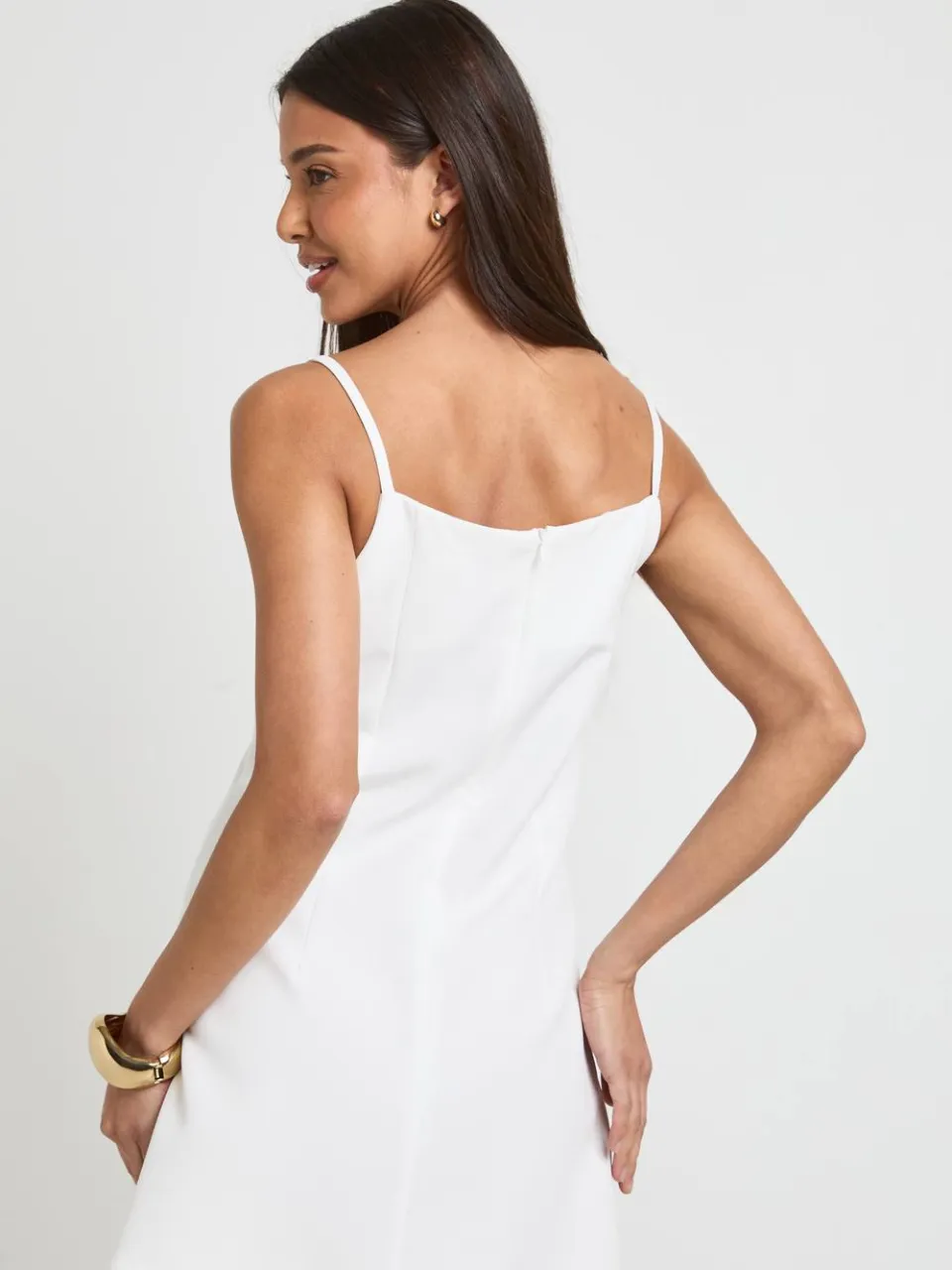boohoo Dames Getailleerde Jurk Met Naaddetail Onder De Buste wit, foto 2