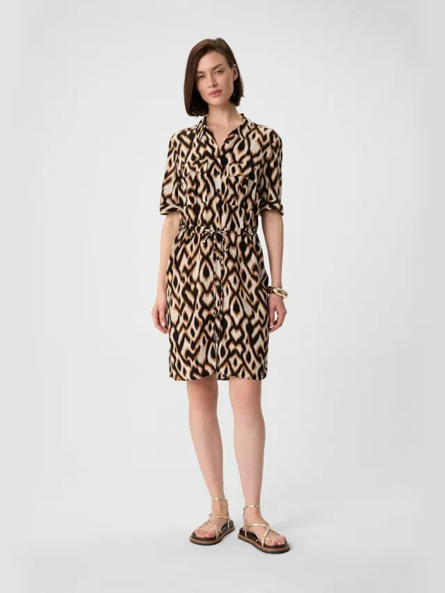 Comma female - Vloeiende crêpe jurk met een all-over print zwart