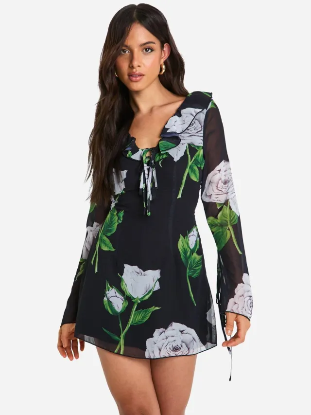 boohoo Dames Florale Chiffon Ruffle Shift Jurk Zwart