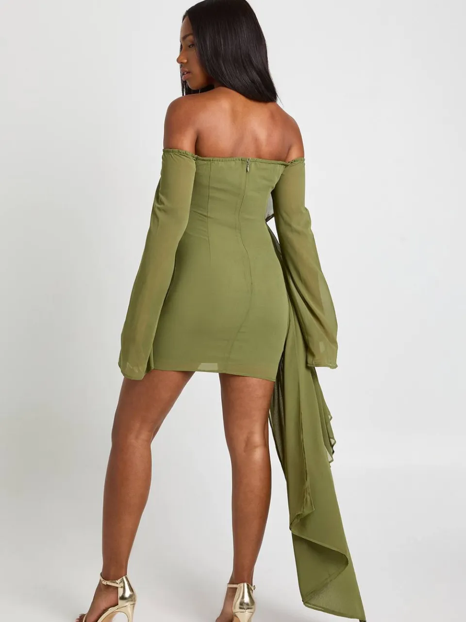 boohoo Dames Chiffon Bardot geruched mini-jurk olijf, foto 3